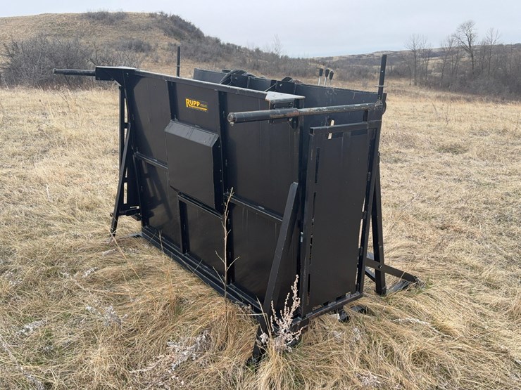 rupp-hydraulic-calf-table-image-4