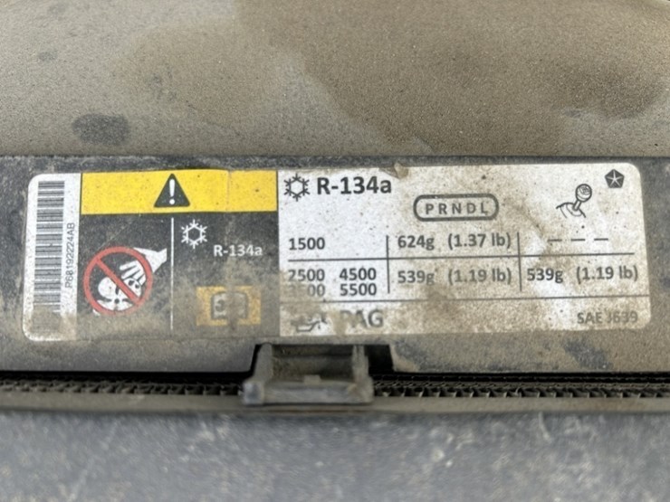 2013-dodge-1500-image-41