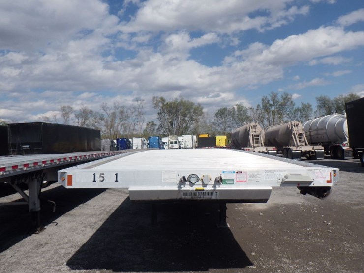 2023-fontaine-flatbed-image-2