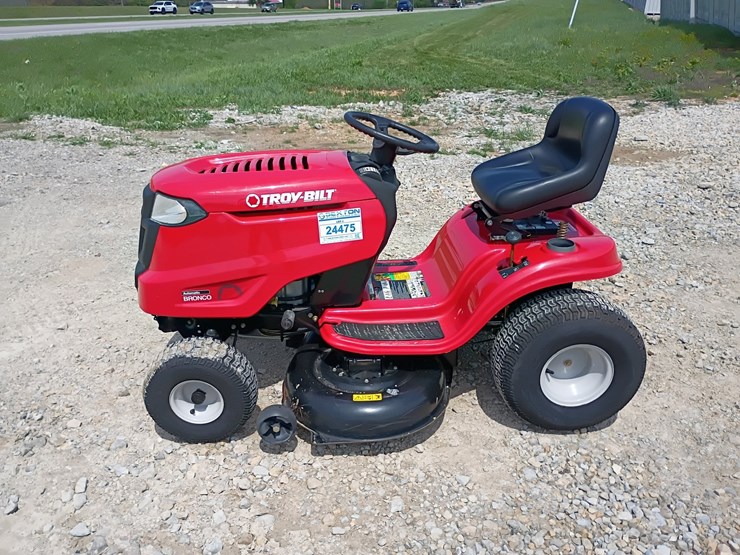 troy-bilt-bronco-image-2