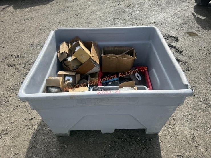 tote-asst.-truck-lights-&-shop-supplies-image-9