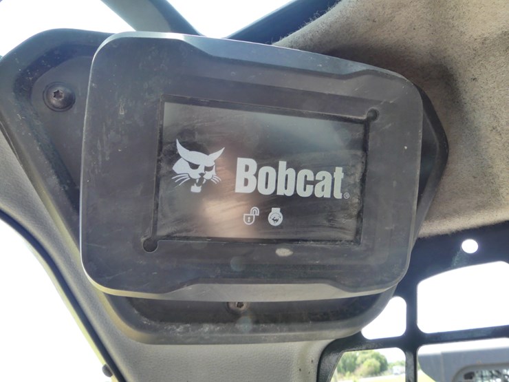 2022-bobcat-s76-image-16