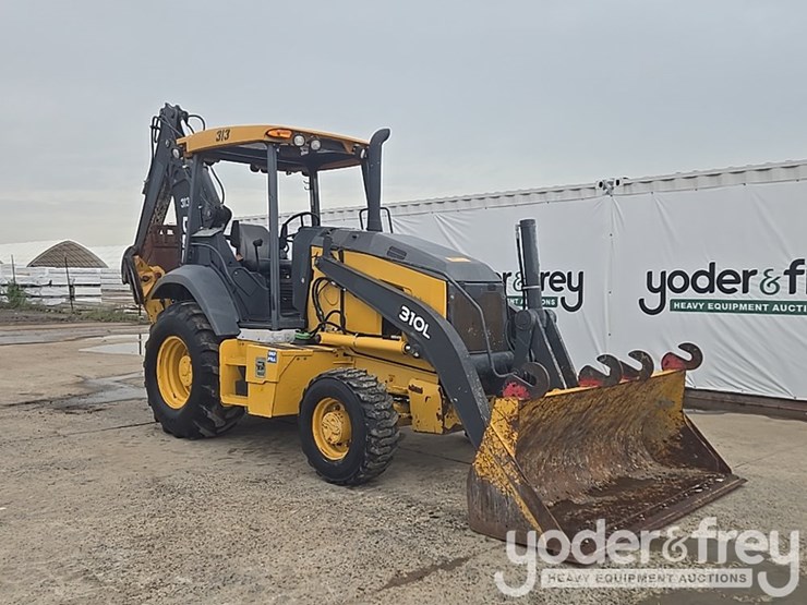 2018-deere-310l-image-7