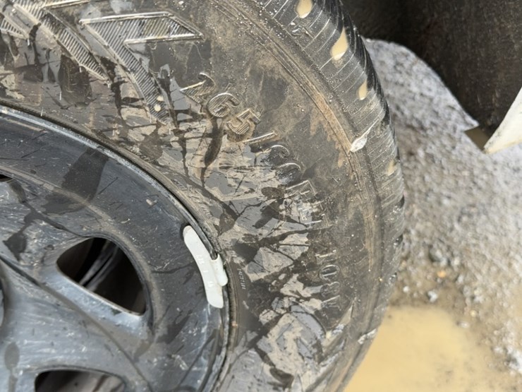 2019-chevrolet-tahoe-image-18