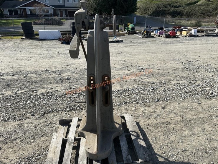 greenerd-14-ton-arbor-press-image-2