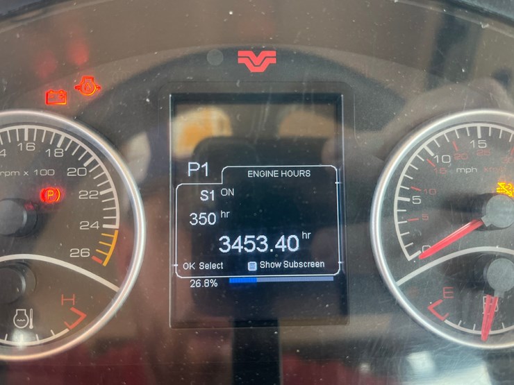 2017-versatile-610-image-26