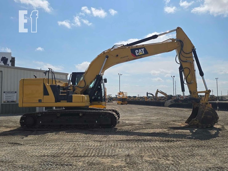 2019-caterpillar-320-image-6