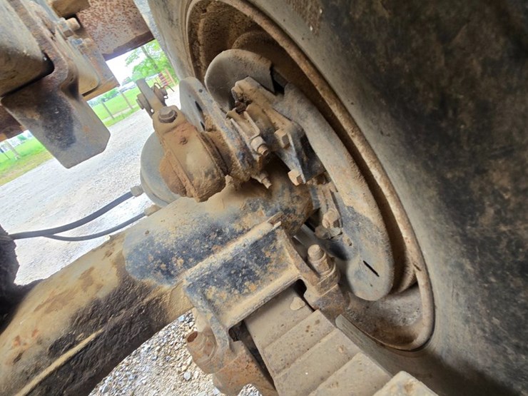 1996-mack-rd690s-image-79