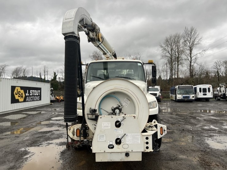 2011-freightliner-vac-con-t/a-vacuum-truck-image-7