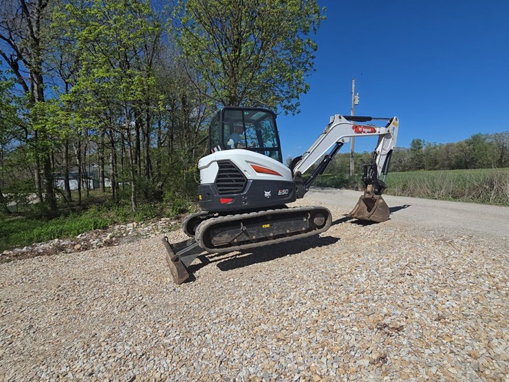2022-bobcat-e50-image-68