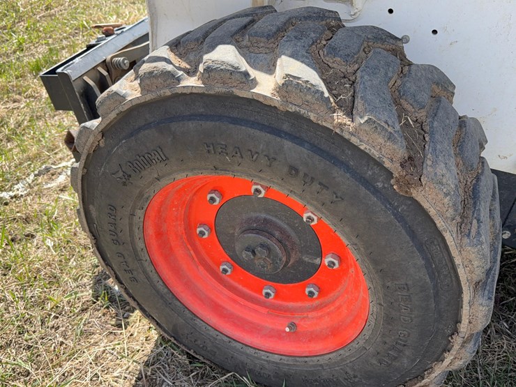 2021-bobcat-s740-image-16