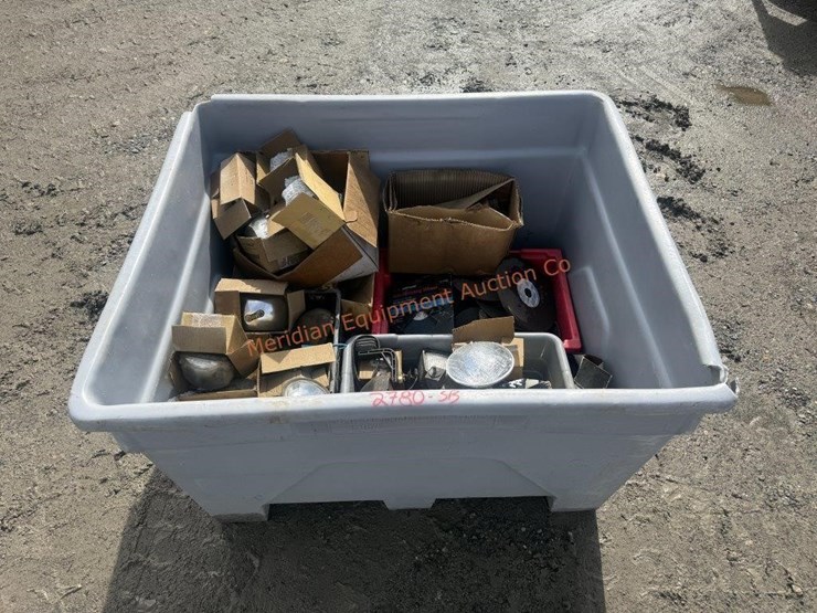 tote-asst.-truck-lights-&-shop-supplies-image-1
