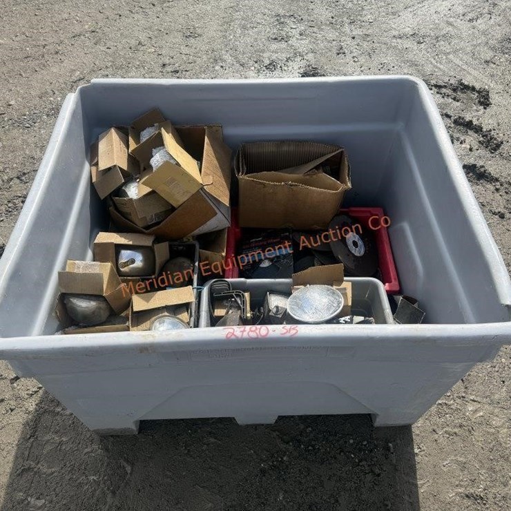 Tote Asst. Truck Lights & Shop Supplies