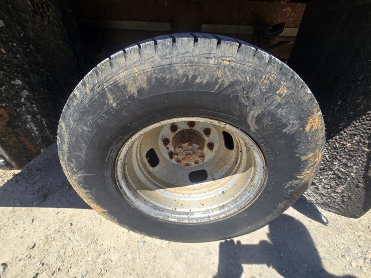 2011-ford-f350-image-50