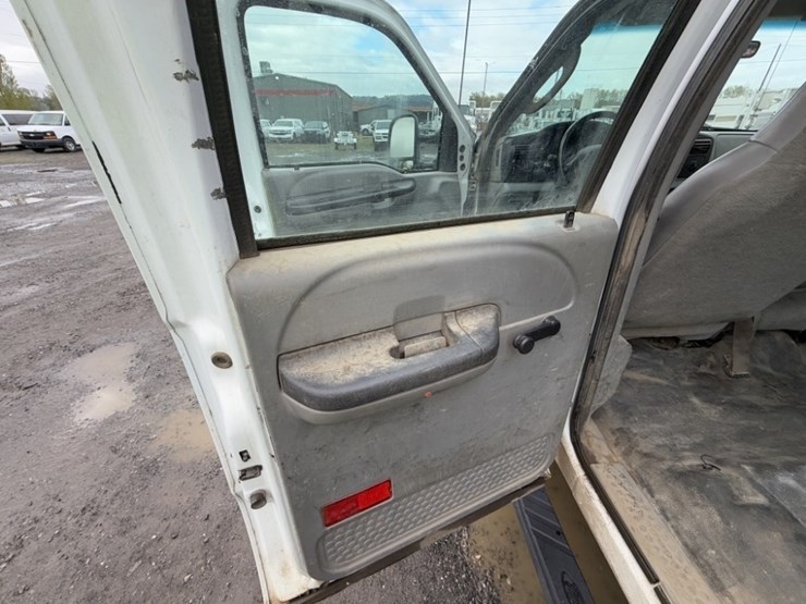 2006-ford-f250-xl-image-22