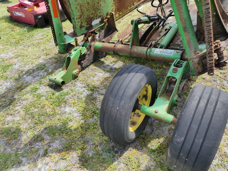 john-deere-15-image-5