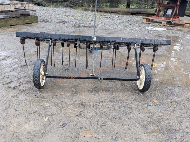 craftsman-lawn-thatcher-image-3