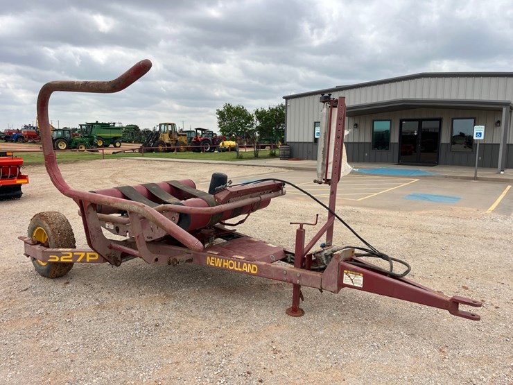 new-holland-b27p-image-4