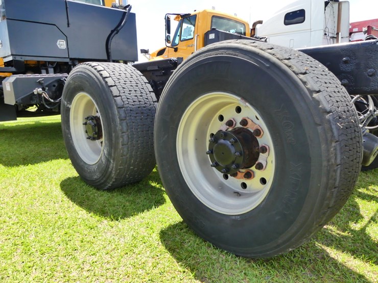 2011-international-13-image-7