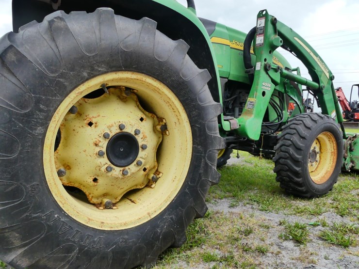 john-deere-4320-image-6