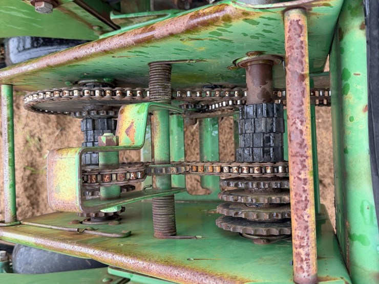 john-deere-1720-image-19