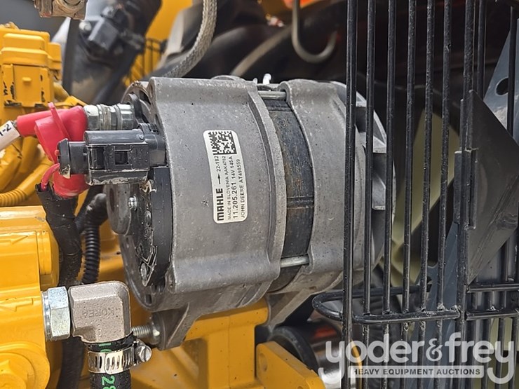 2021-deere-310sl-image-73