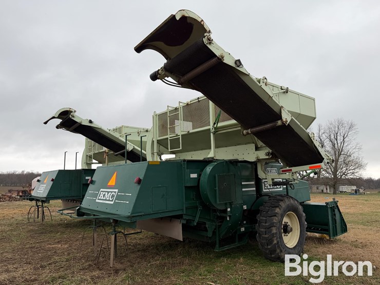 2012-kmc-3386-peanut-combine-image-5