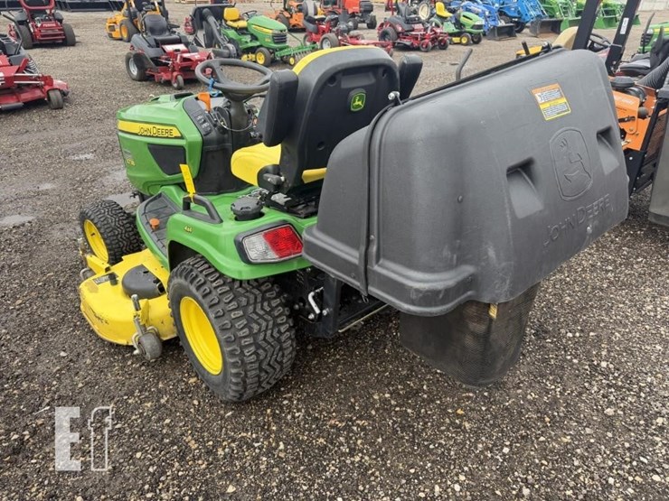 2017-john-deere-x738-image-4