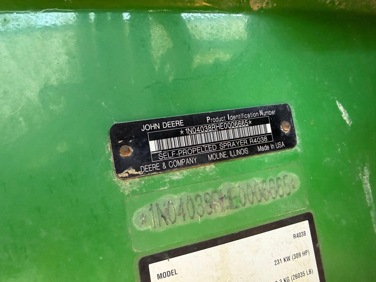 2015-john-deere-r4038-image-86