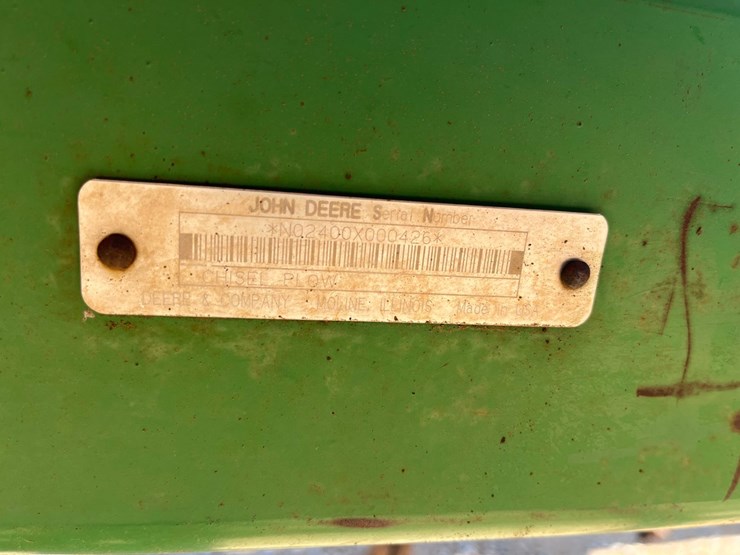 2001-john-deere-2400-image-17