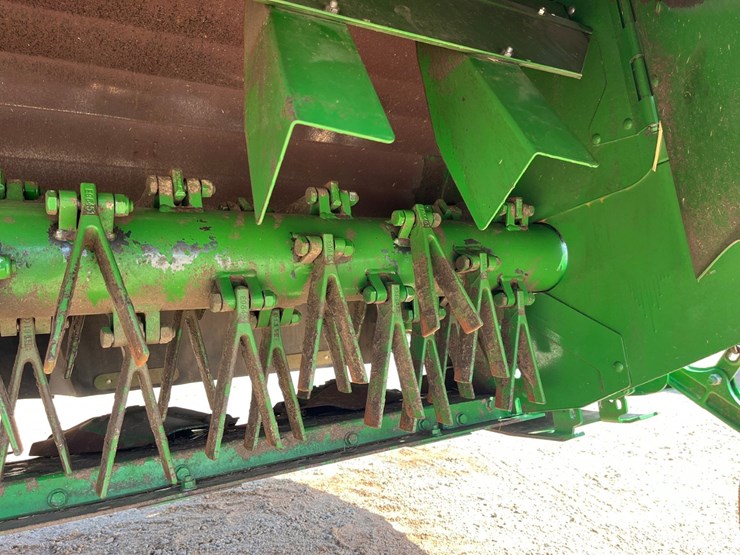 2023-john-deere-c400-image-14