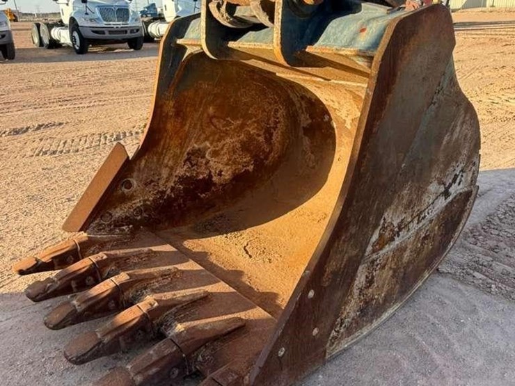 2022-xcmg-xe360u-image-11