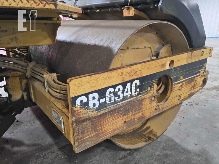 2001-caterpillar-cb-634c-image-15