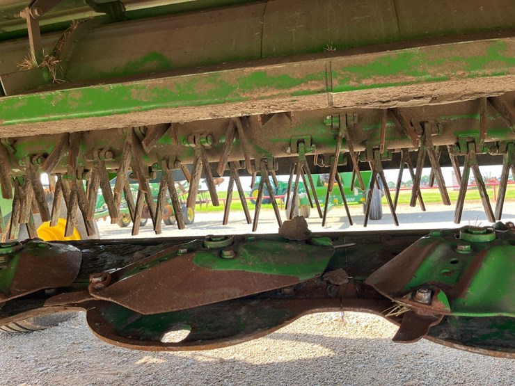 2023-john-deere-c400-image-9