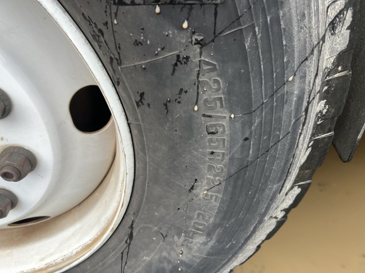 2011-freightliner-vac-con-t/a-vacuum-truck-image-15