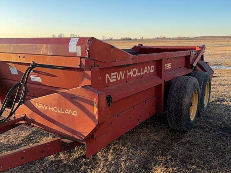 new-holland-195-image-7