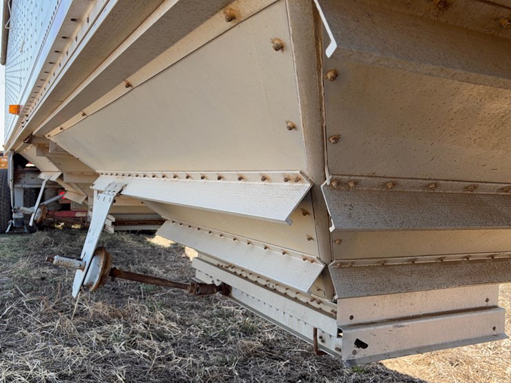 1992-wilson-grain-trailer-image-22