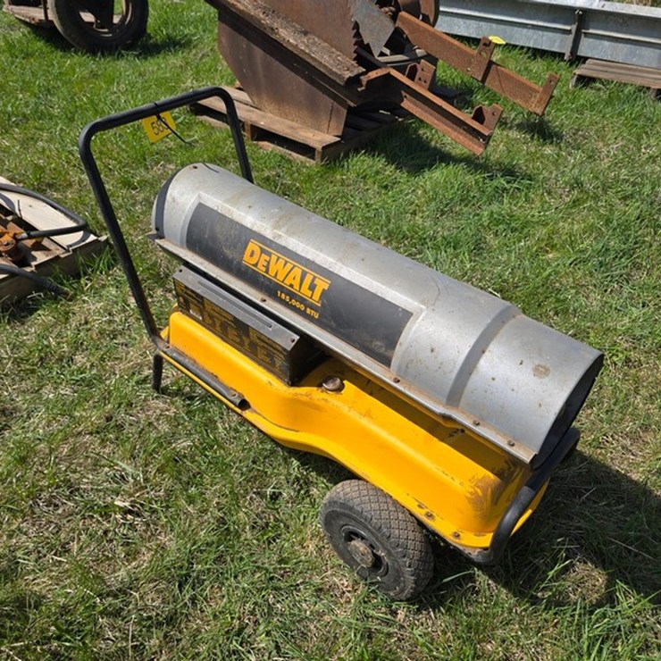 #583 • Dewalt 185,000 BTU Heater
