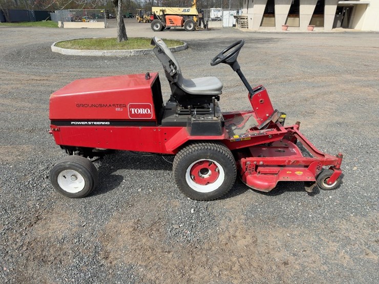 toro-groundsmaster-225-image-5