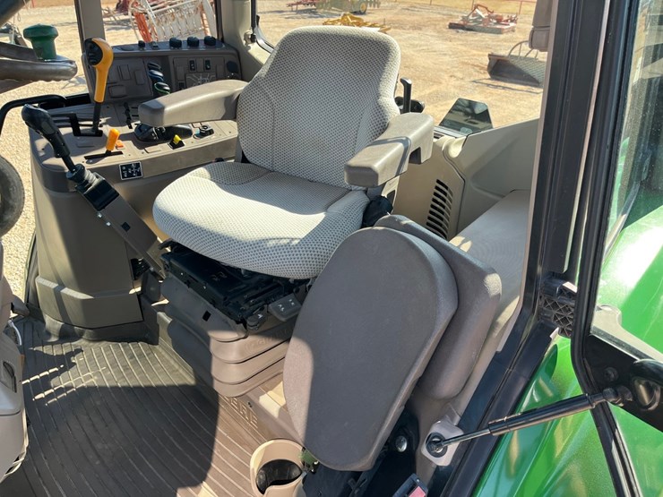 2018-john-deere-6155m-image-16