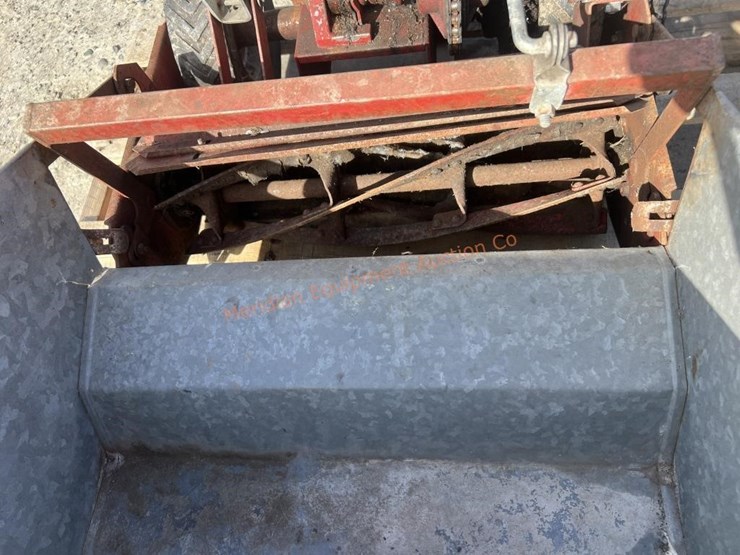 20"-greens-keeper-rotary-mower-image-7