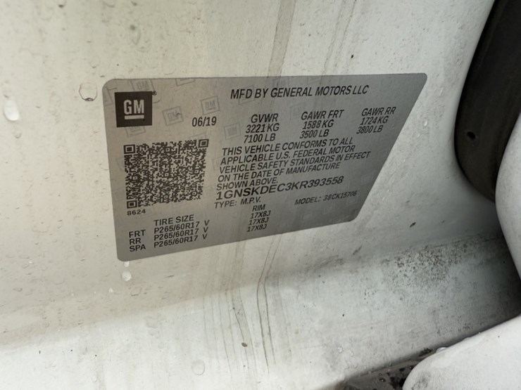 2019-chevrolet-tahoe-image-10