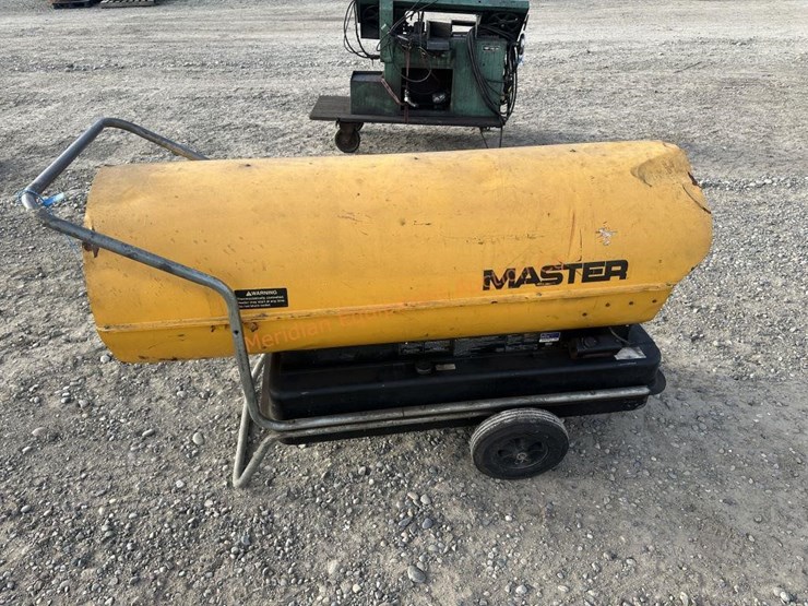 master-diesel-600000-btu-heater-model-b600d-image-1