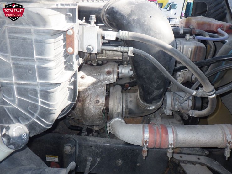 2019-freightliner-cascadia-125-image-25