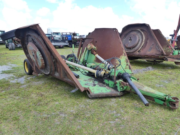 john-deere-15-image-1