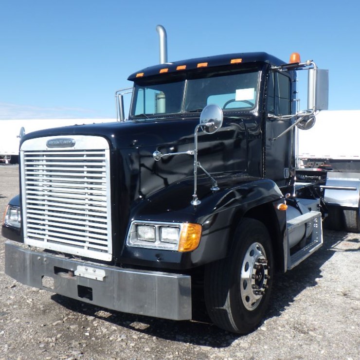 1996 FREIGHTLINER FLD120