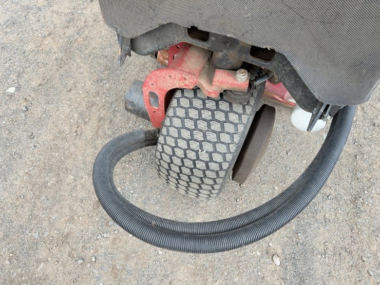 toro-groundsmaster-3500d-image-8