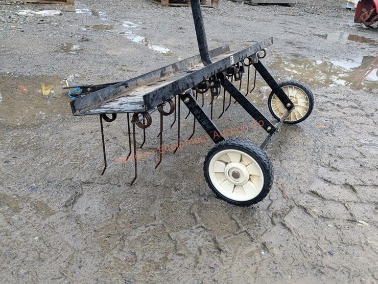 craftsman-lawn-thatcher-image-2