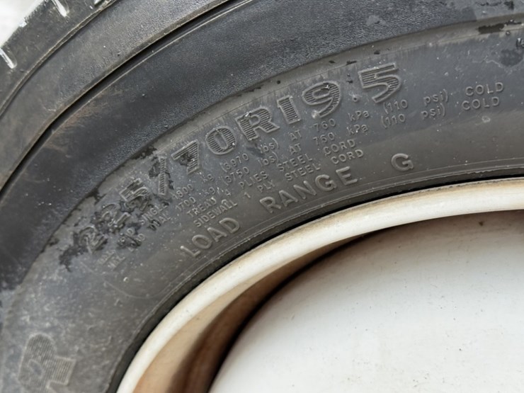 2014-freightliner-mt45-image-13