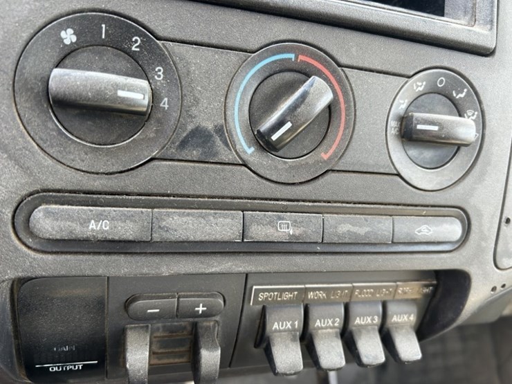 2008-ford-f350-xlt-image-21